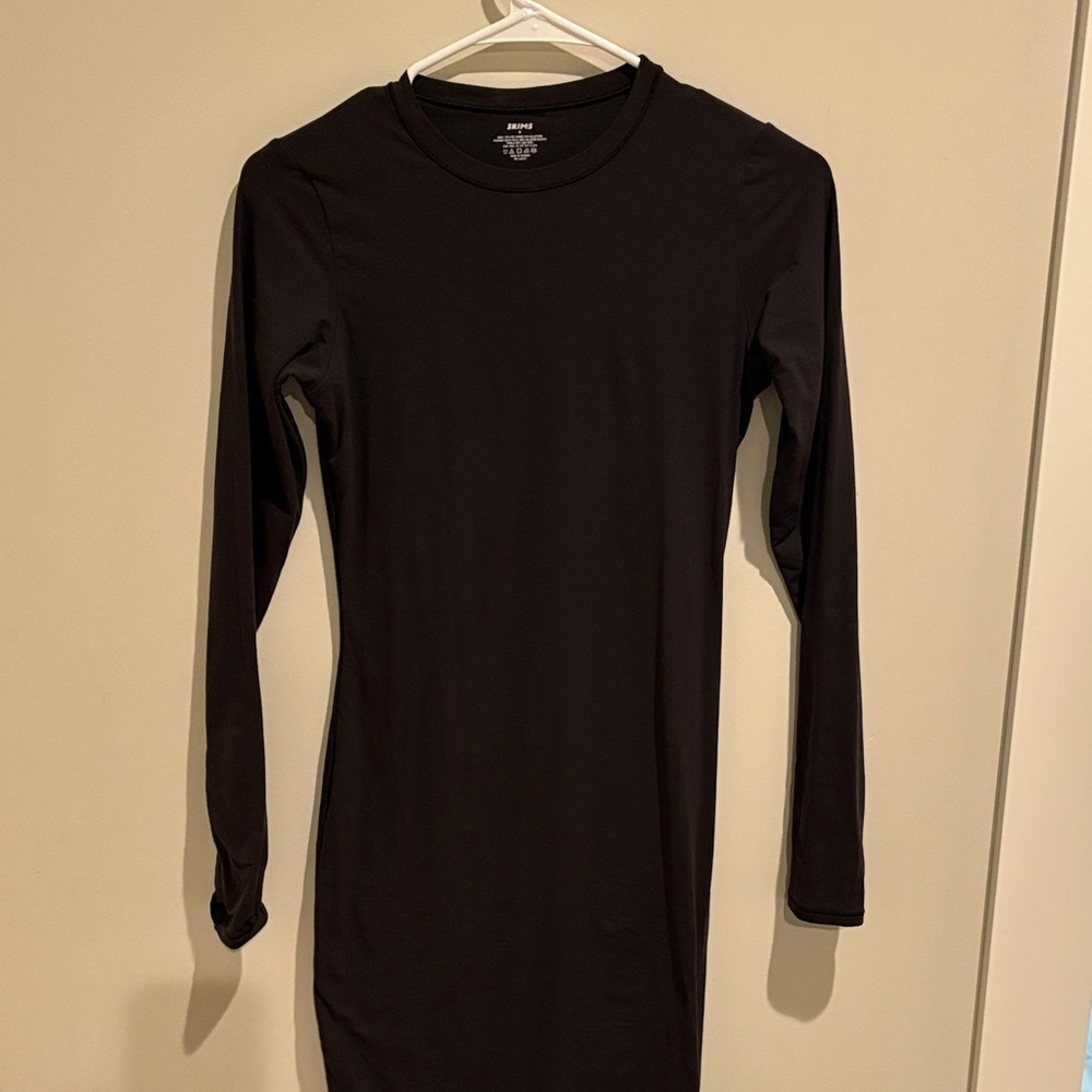 Elegant Black Long Sleeve Dress